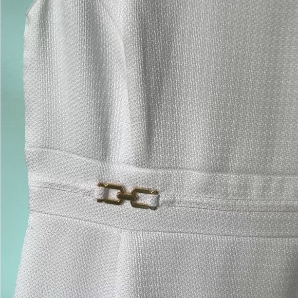 Tahari Authur S.Levine White Dress Gold Details Cap Sleeve 10 - Picture 5 of 13